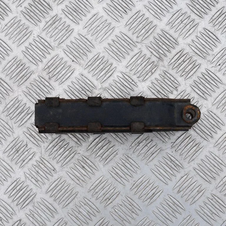 Gearbox mount – Volvo V70 (2008-2013)