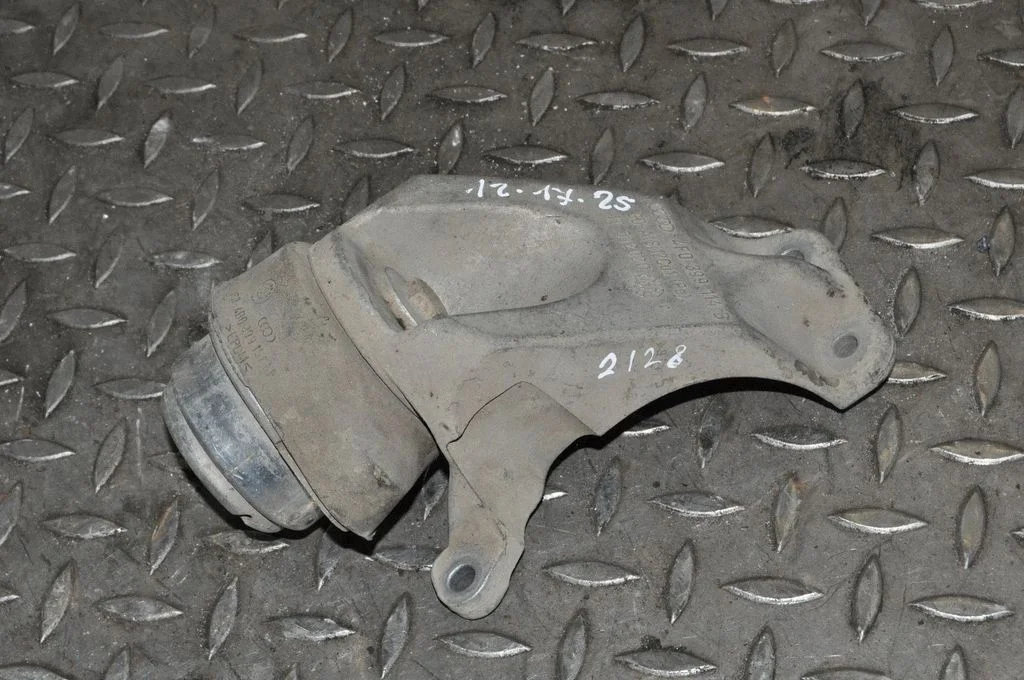 Käigukasti padi – Audi A6 Allroad C6 (2006-2011)