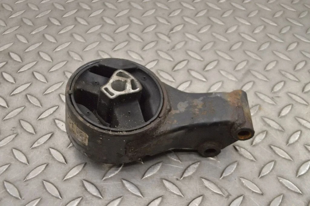 Ātrumkārbas spilvens – Opel Astra J (2010-2015)