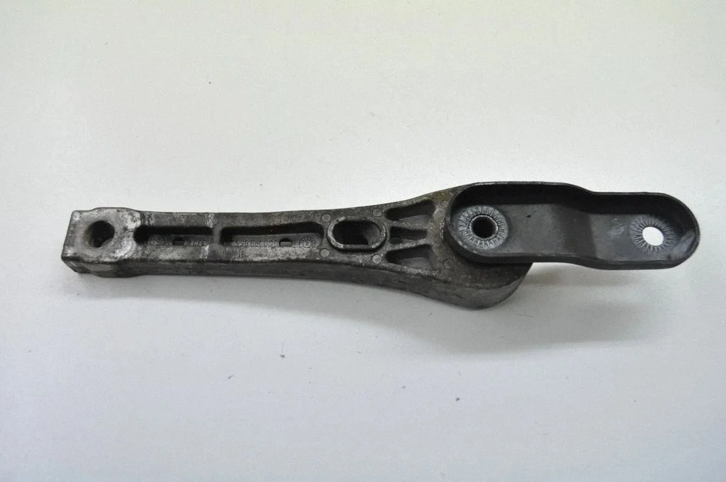 Ātrumkārbas spilvens – Volkswagen Passat CC (2008-2016)