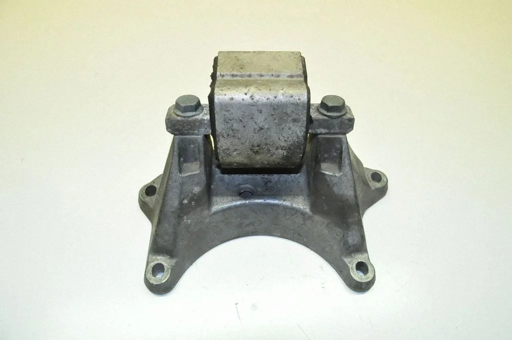 Ātrumkārbas spilvens – Mercedes-Benz CLS klase C219 (2003-2011)