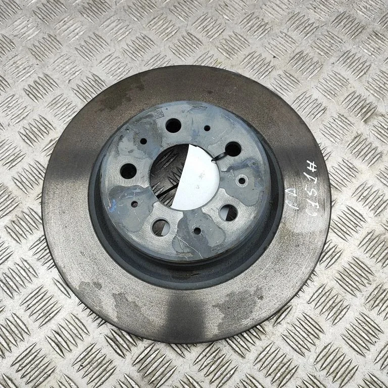 Tarcza hamulcowa przednia 104461100D