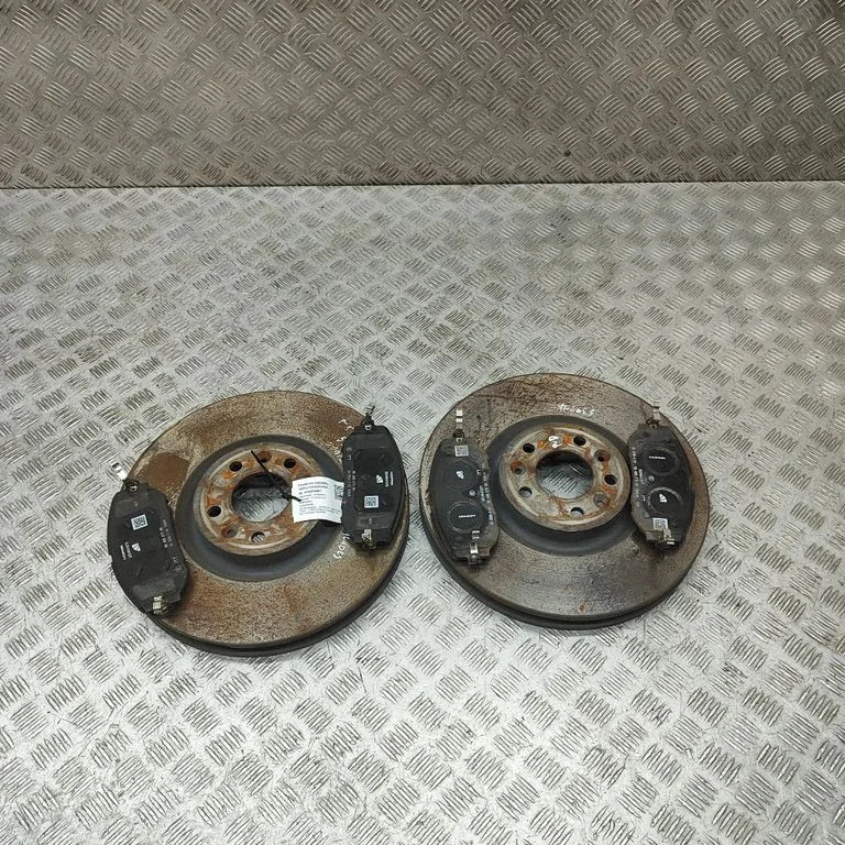 Front brake disc 9837672580