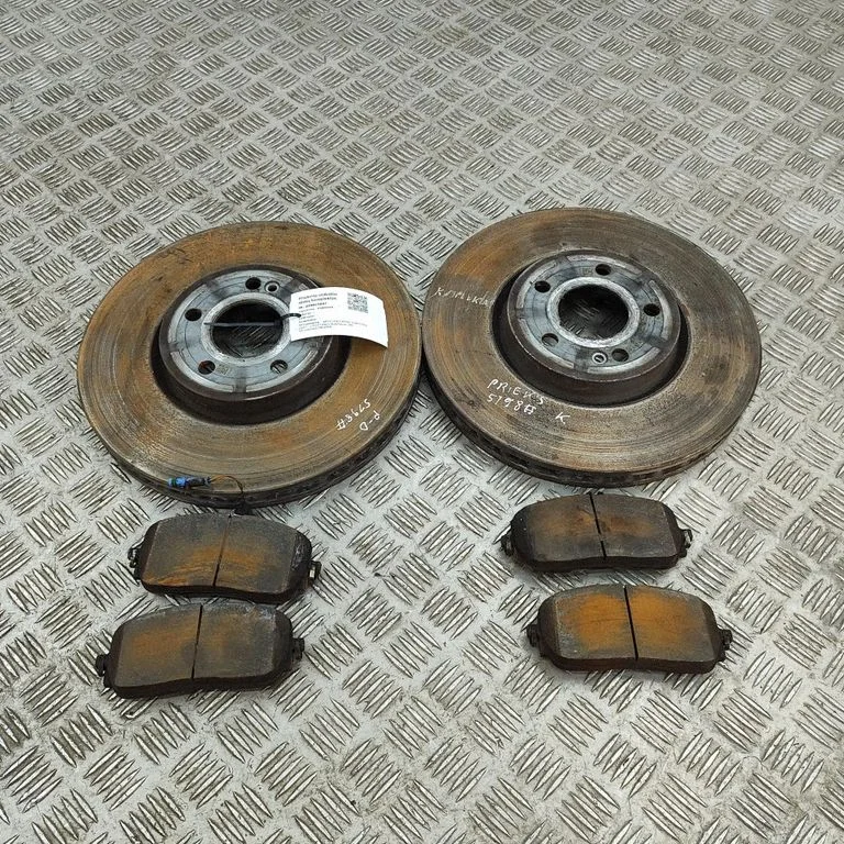 Priekšējais bremžu disks A2474211912