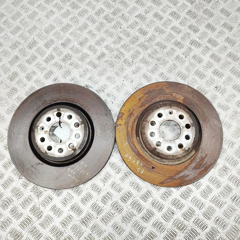 Front brake disc 1EA615301A