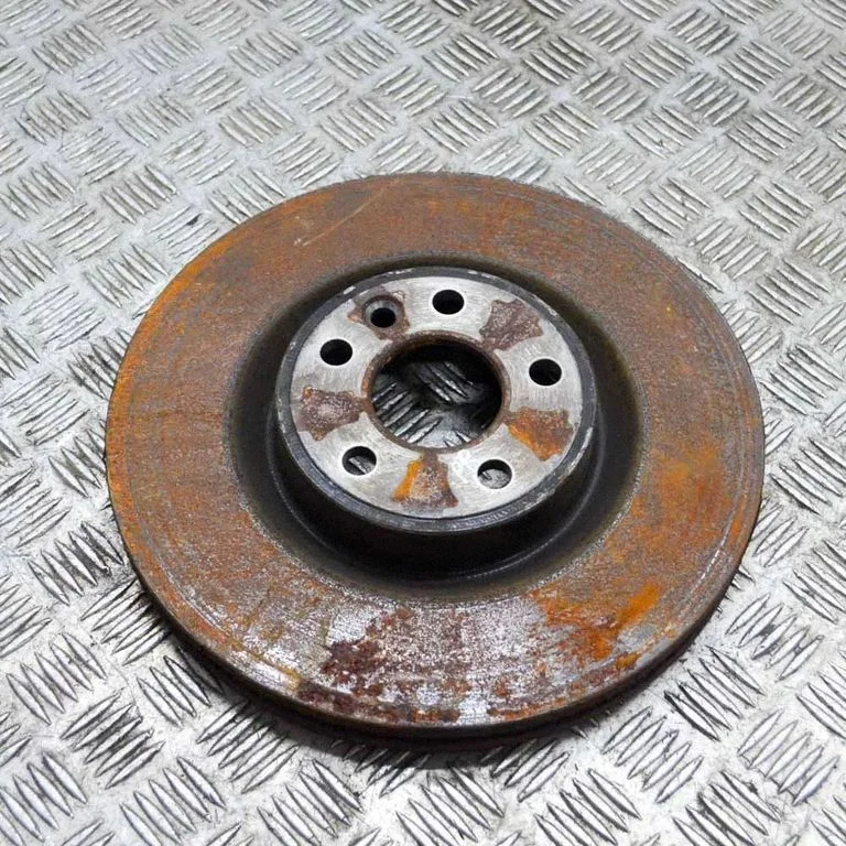 Front brake disc – right