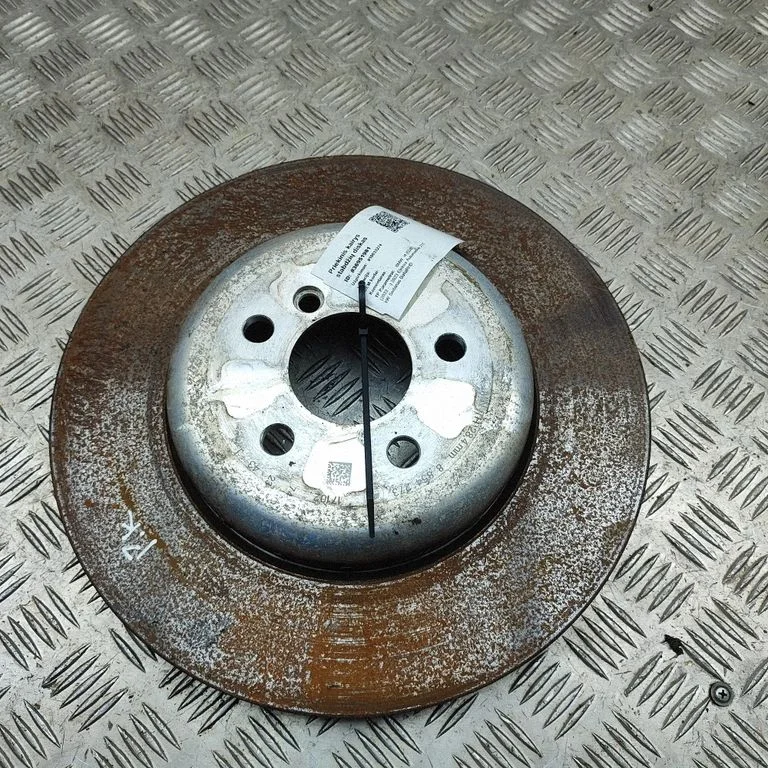 Esimene piduriketas 8854273