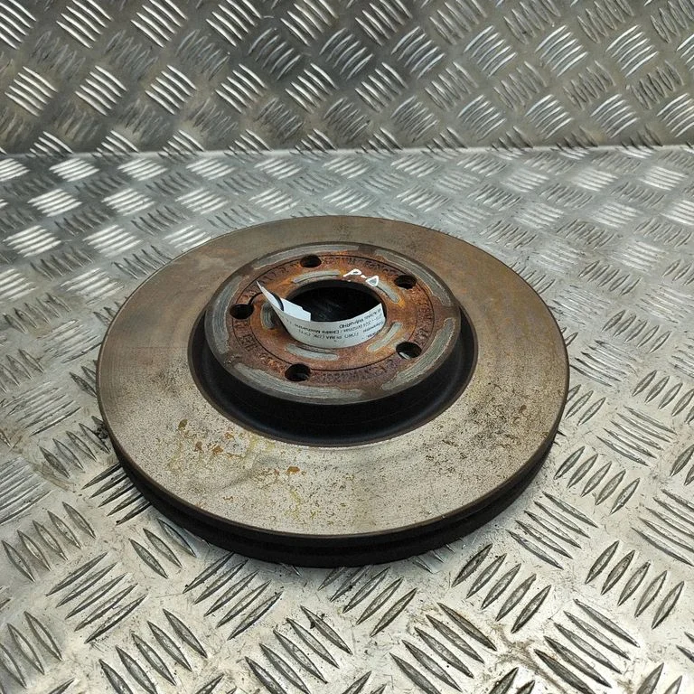 Tarcza hamulcowa przednia L1TC1125AA