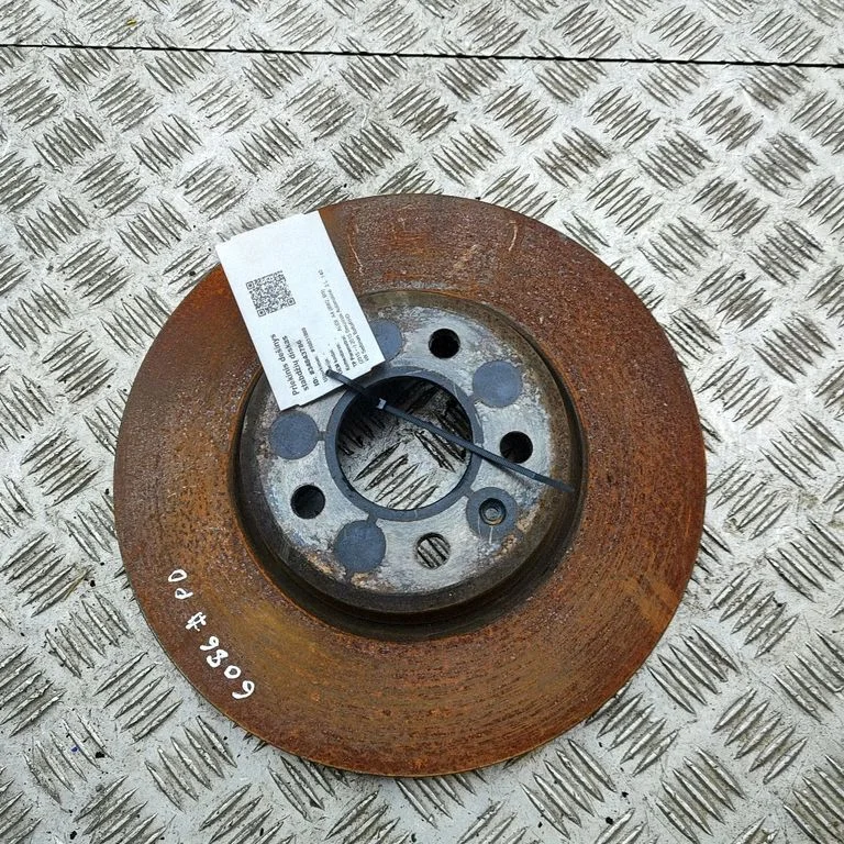 Priekšējais bremžu disks 8W0615301