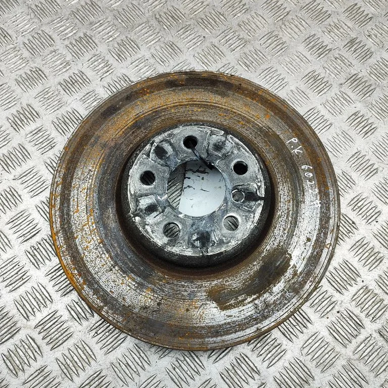 Front brake disc 6860911