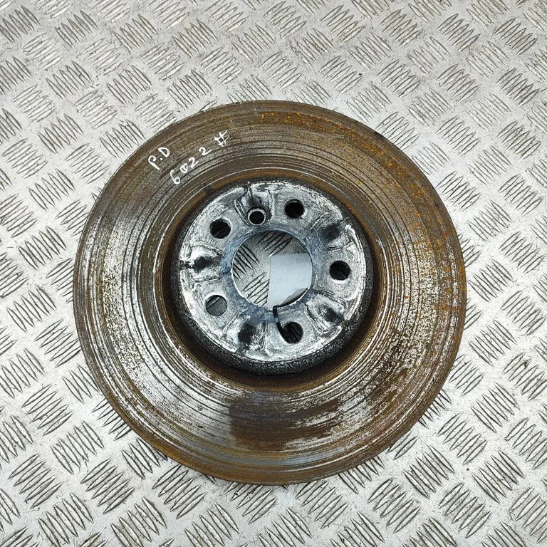 Front brake disc 6860912