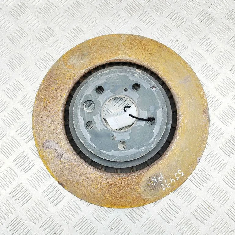 Tarcza hamulcowa przednia 4351278020
