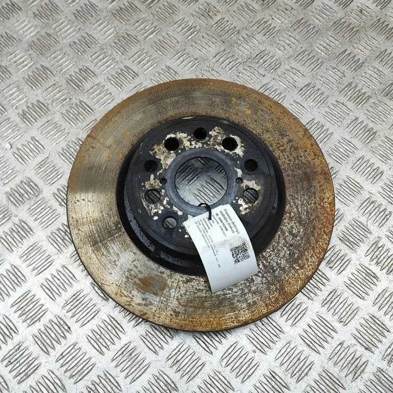 Tarcza hamulcowa przednia 4351250250 – Lexus LS UCF30 (2001-2007)