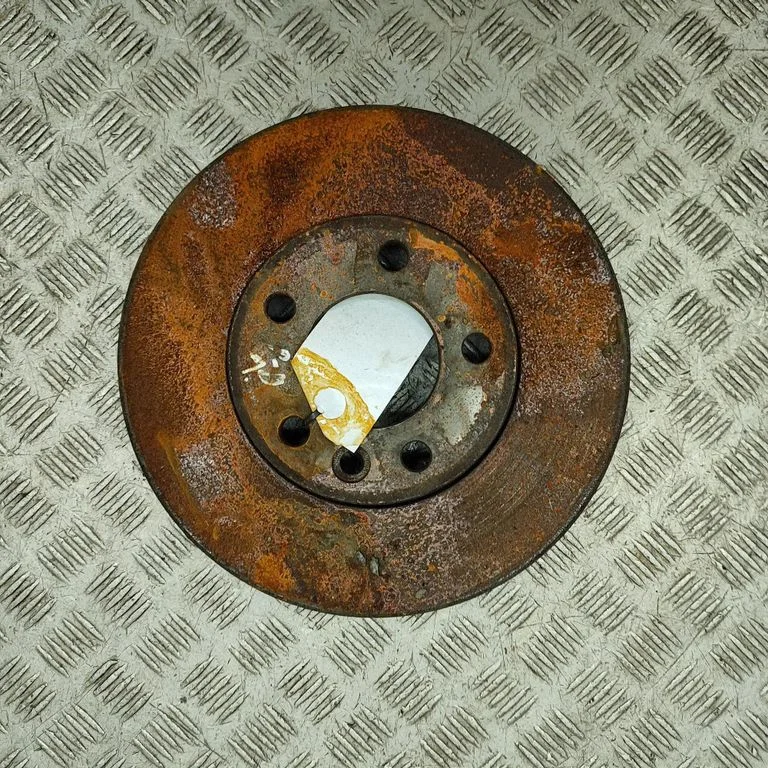 Priekšējais bremžu disks 7E0615301D