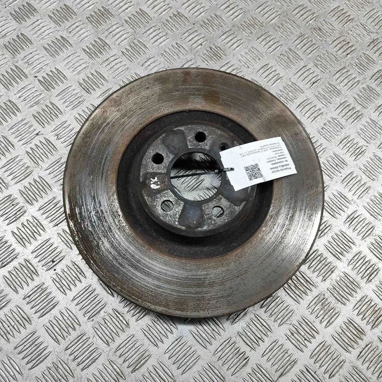 Priekšējais bremžu disks 4G0615301K