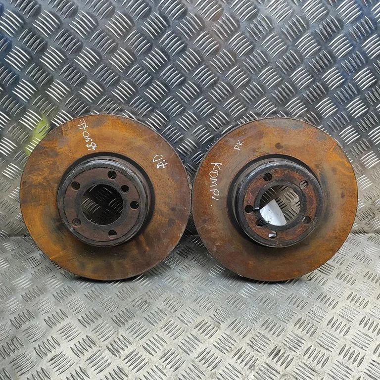 Esimene piduriketas 6792223