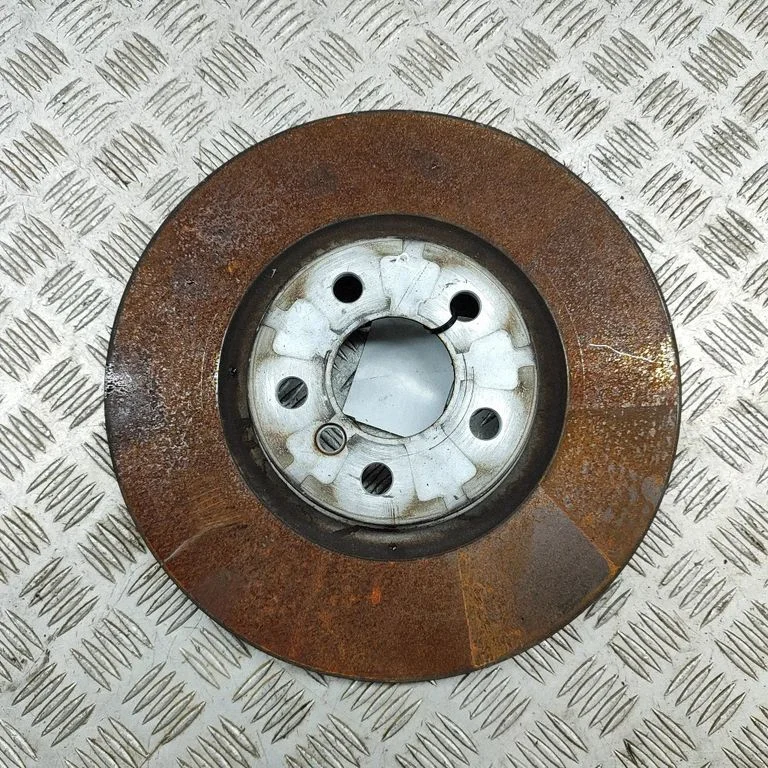Priekšējais bremžu disks 6891080