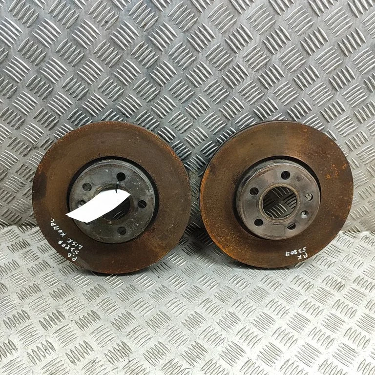 Priekšējais bremžu disks 31665446