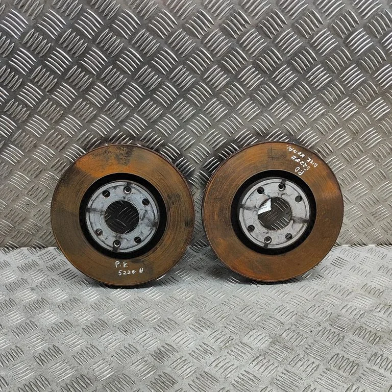Esimene piduriketas 4249J6