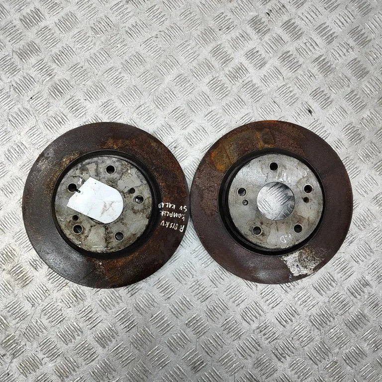 Priekšējais bremžu disks 5531161M11