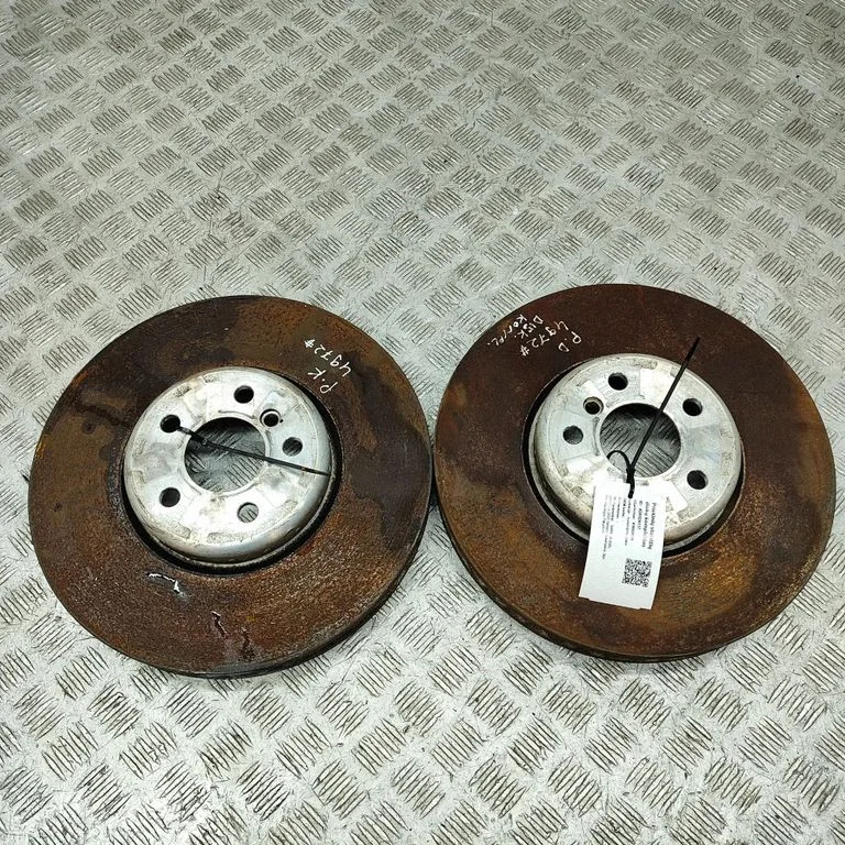 Front brake disc 6860912