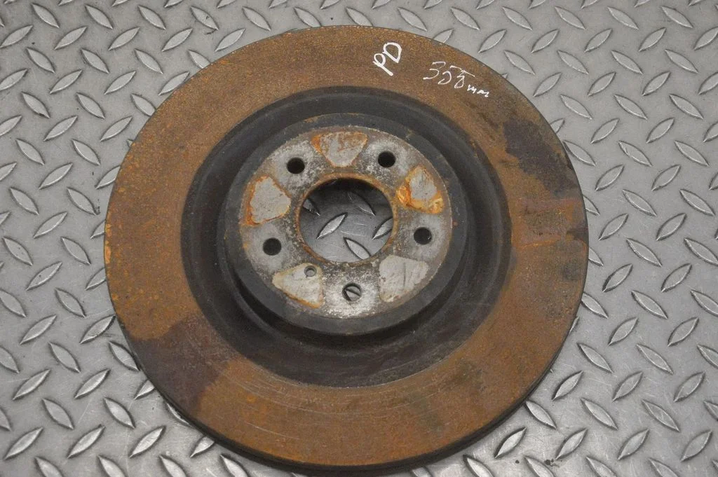 Front brake disc – BMW 5 Series F10 F11 (2009-2016)