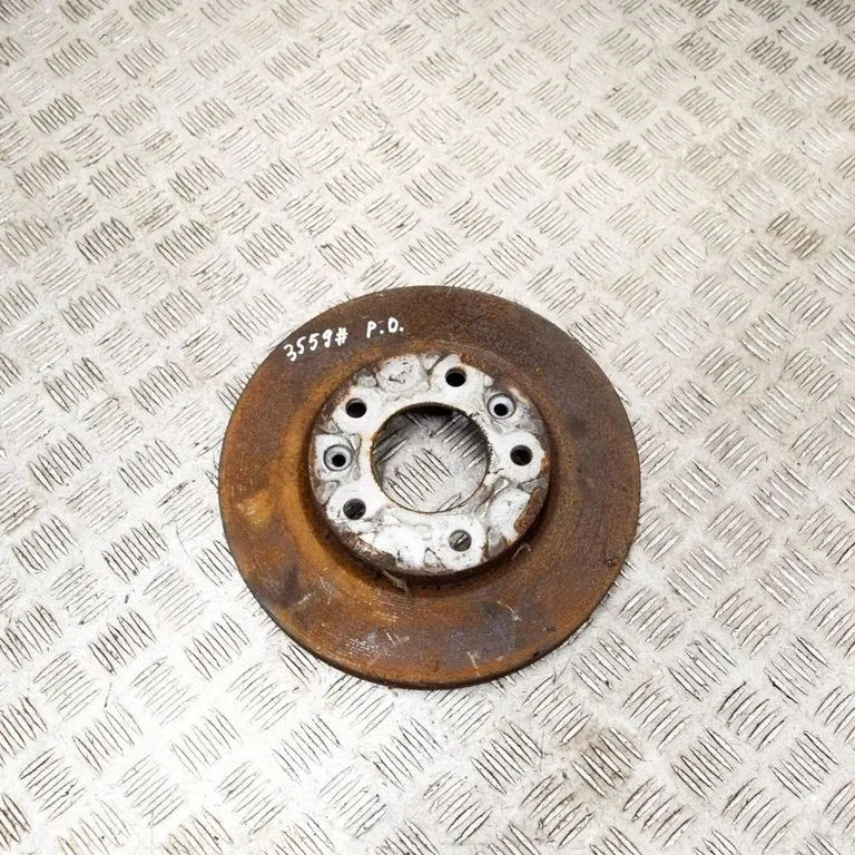 Front brake disc – right