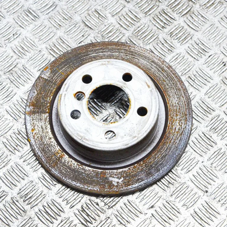 Front brake disc – left