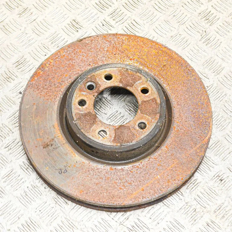 Front brake disc – left