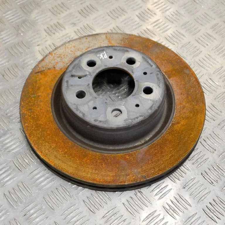 Front brake disc – left
