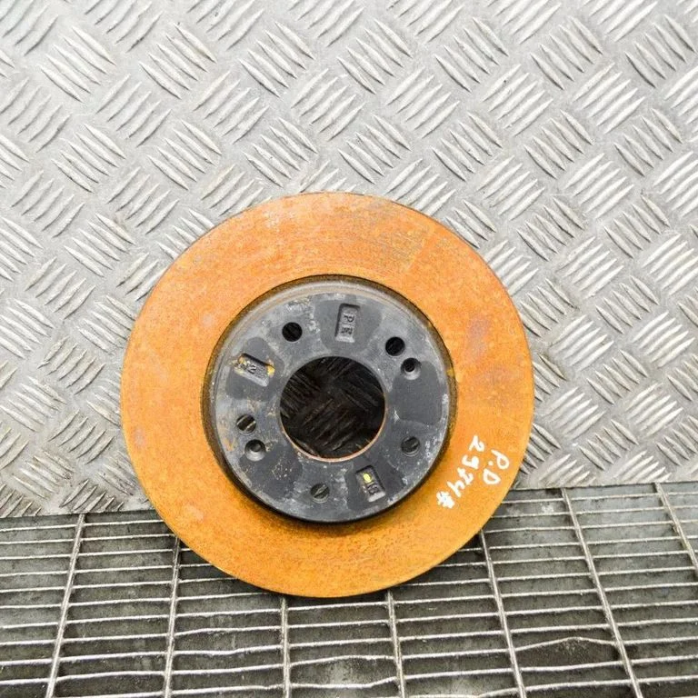 Priekšējais bremžu disks – labā