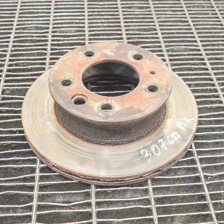 Front brake disc – left
