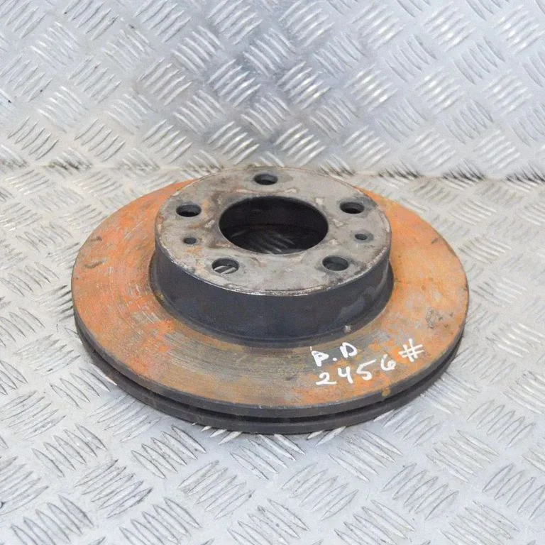 Priekšējais bremžu disks – labā