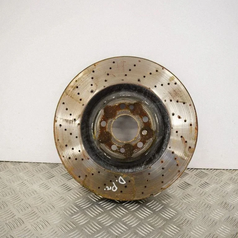 Priekšējais bremžu disks – labā