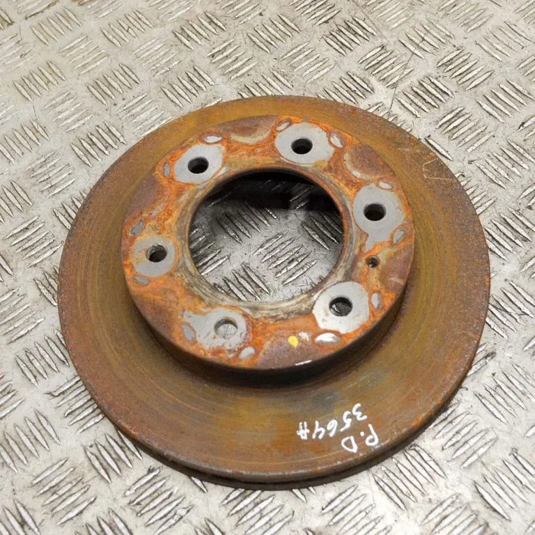 Priekšējais bremžu disks – labā