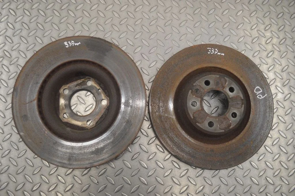 Priekšējais bremžu disks 337MM