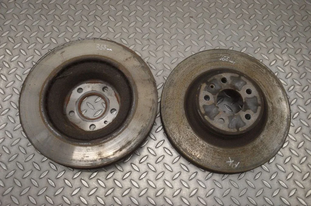 Front brake disc – Infiniti M Y51 (2010-2019)