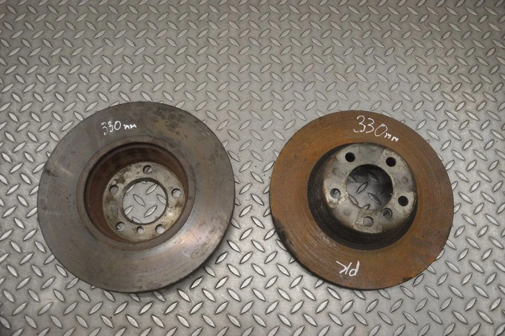 Priekšējais bremžu disks 330MM