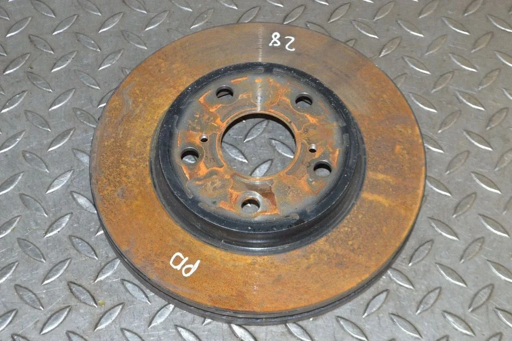 Priekšējais bremžu disks – labā