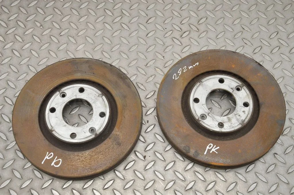 Priekšējais bremžu disks 282MM