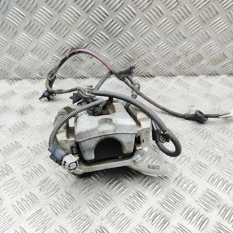 Aizmugurējais bremžu suports – Toyota bZ4X (2022-)