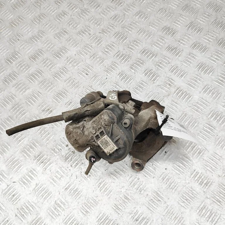 Rear brake caliper – Volkswagen Passat CC (2008-2016)