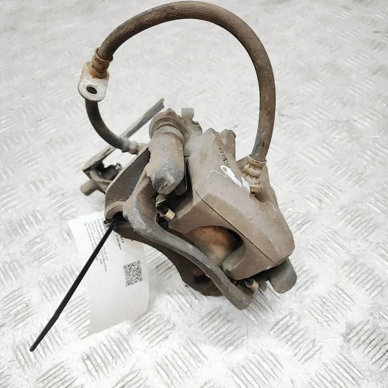 Rear brake caliper 4775047060