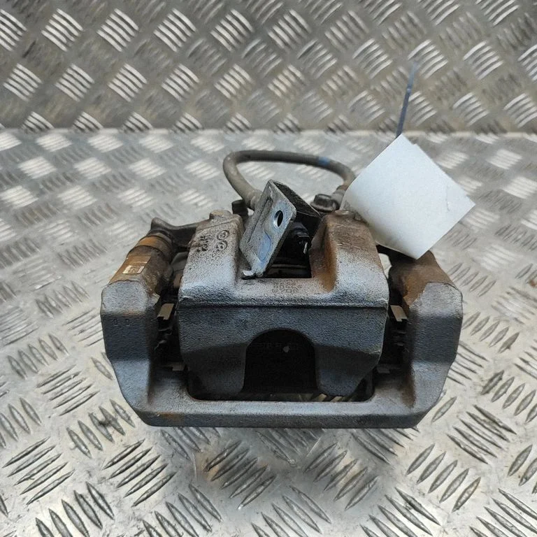 Tagumine pidurisadul 58230CU700 – Genesis GV60 (2021-)