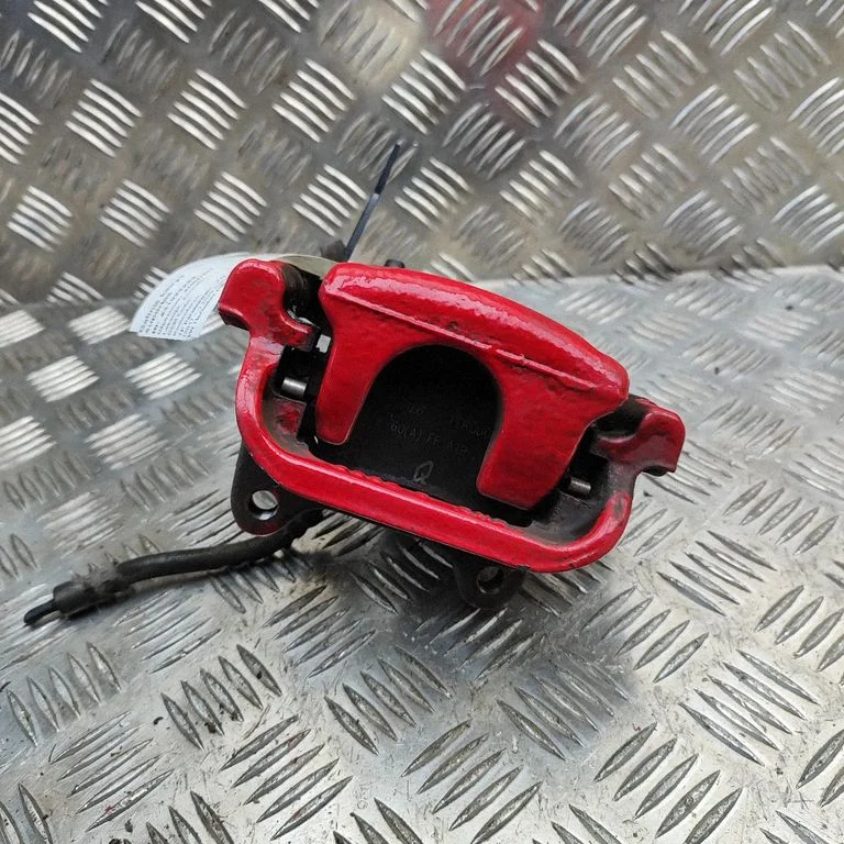 Aizmugurējais bremžu suports 2Q0615423B