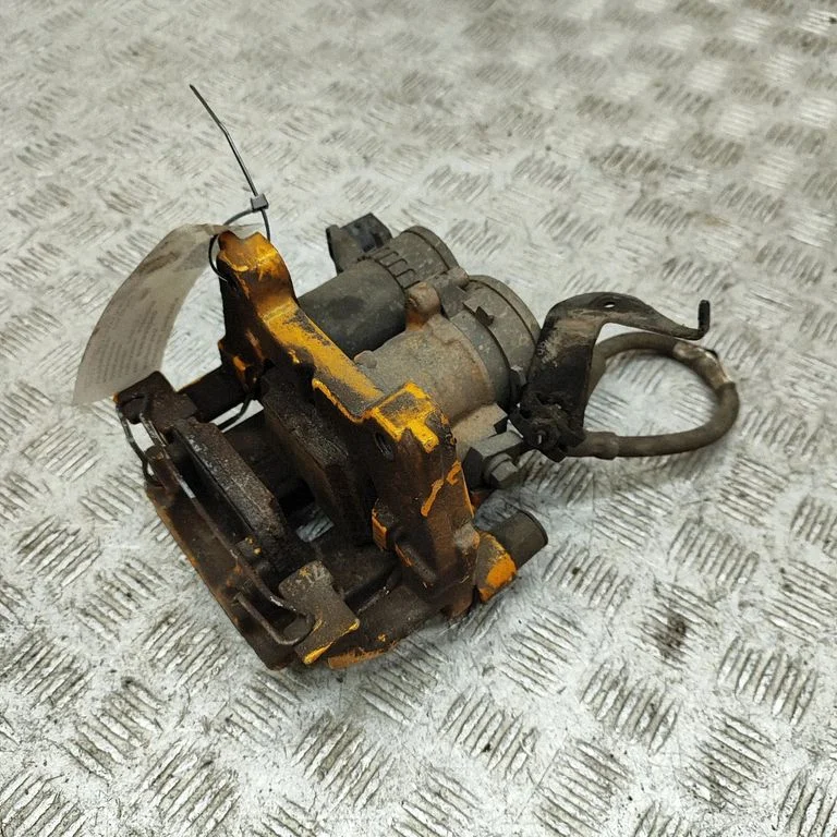 Rear brake caliper 36012914