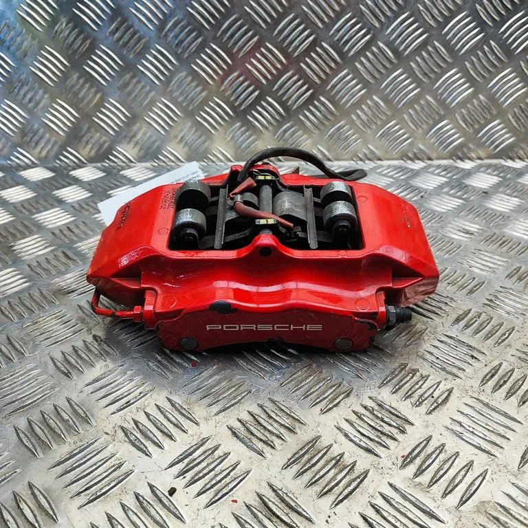 Tagumine pidurisadul 997352421 – Porsche 997 (2004-2012)