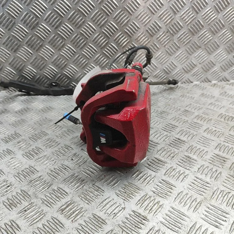 Rear brake caliper 6883000