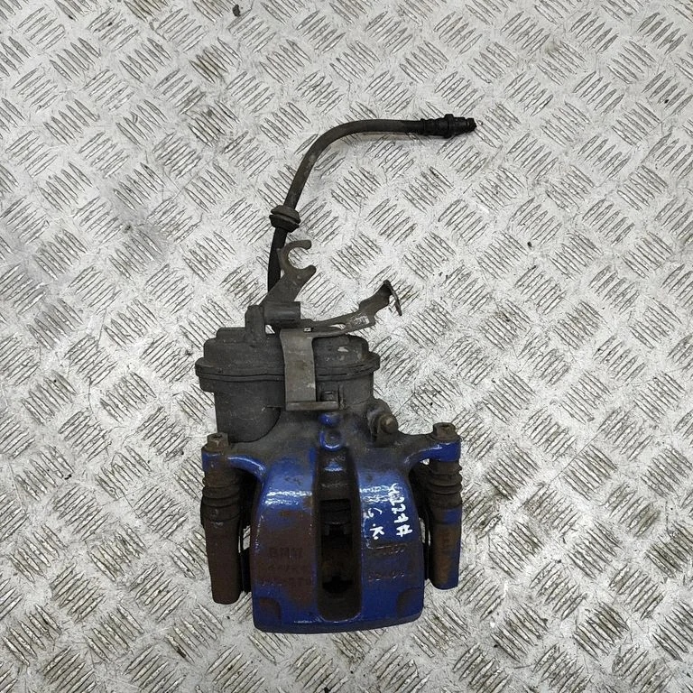 Aizmugurējais bremžu suports 6881295