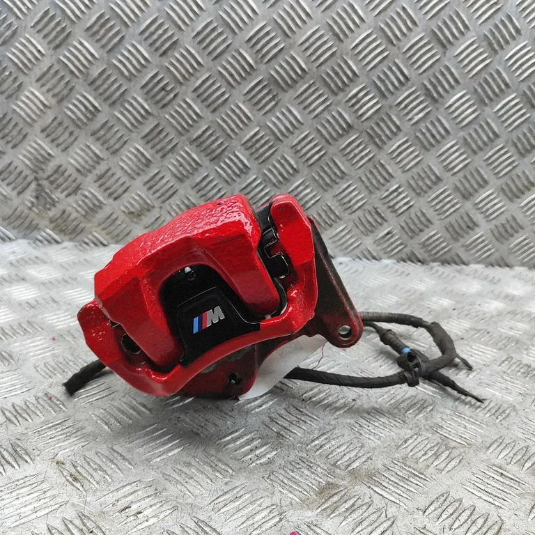 Aizmugurējais bremžu suports 6898612